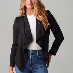 BB Dakota- Black Women's Wade Faux Suede Jacket. Size: small